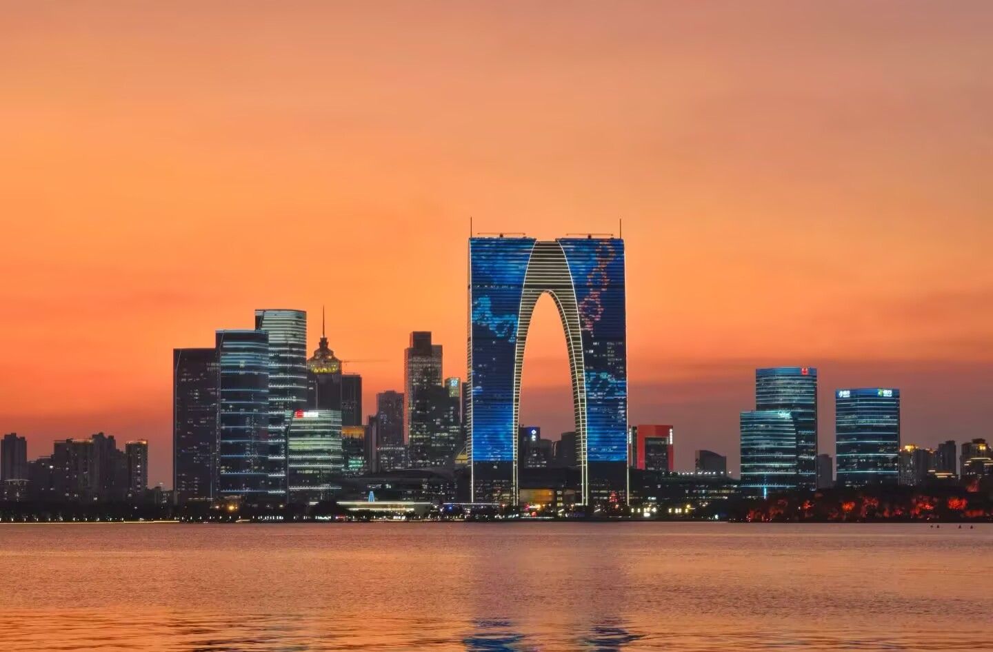 金鸡湖